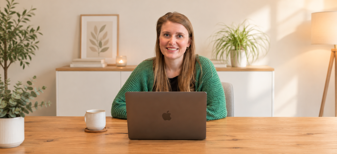 Jasmin Nowak Jasmin Nowak bei der Arbeit. Babyschlafberatung & Kinderschlafberatung